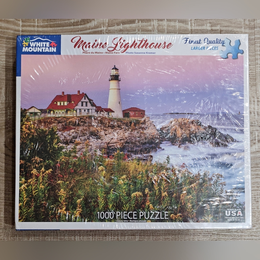 White Mountain Maine Lighthouse 1000 Piece Puzzle, Sealed